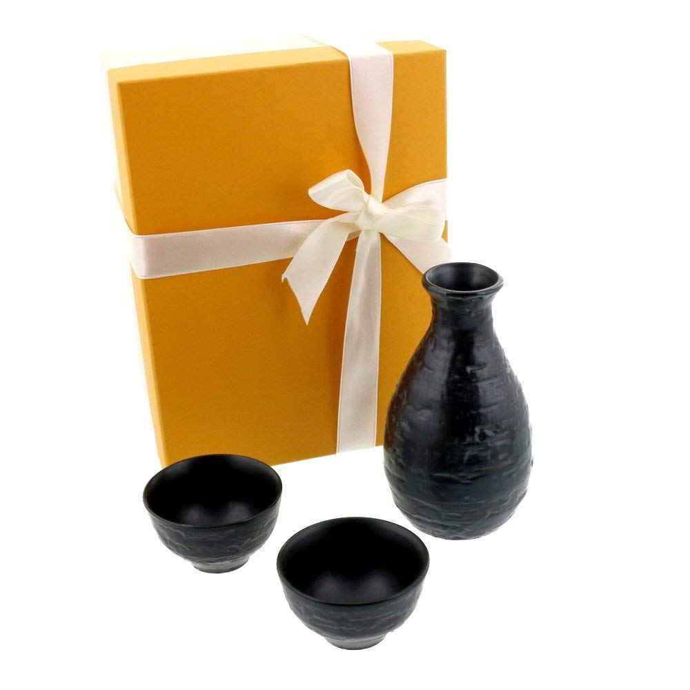 Black Sikkoku Sake Gift Set - Sake Bottle and 2 Sake Cups