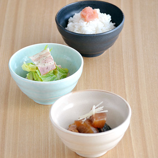   RICE BOWL2個と小皿1枚セット Rice Bowl Set of 4 - Matte Black – Zen Table Japan