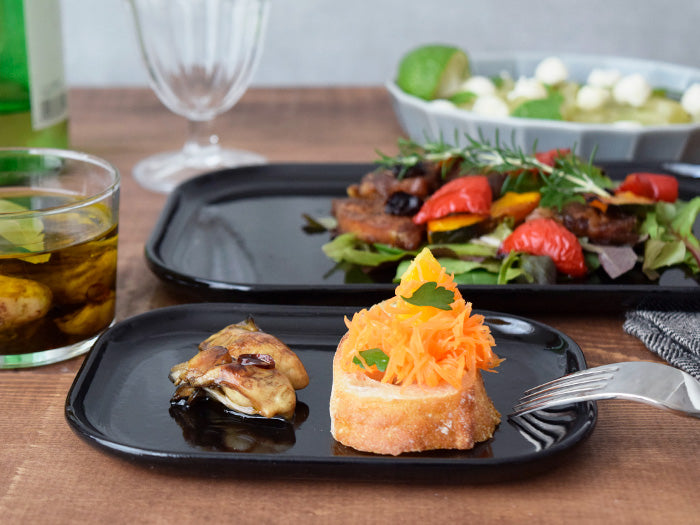 Estmarc 6.4" Small Square Plates/Trays Set of 2 - Black