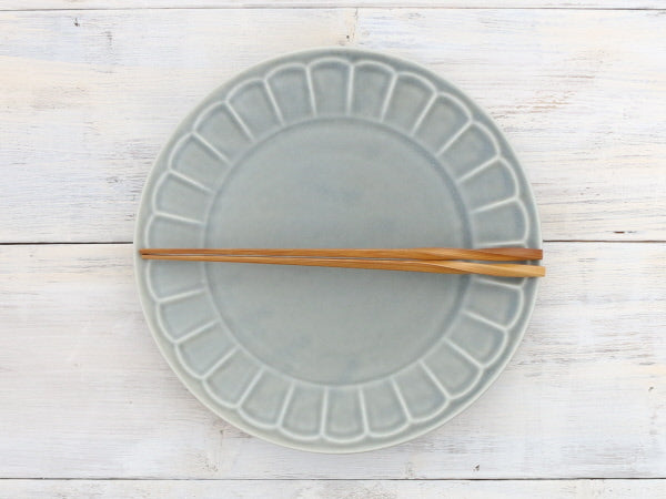 9.1" Shinogi Flower Plates Set of 2 - Gray