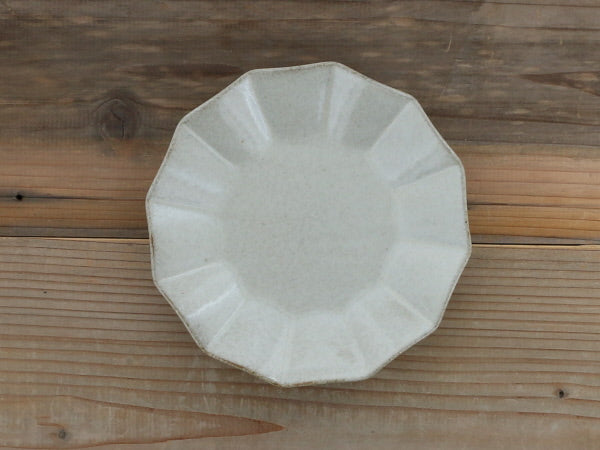 Rinka Handmade 5.7" Ceramic Plates Set of 2 - Beige