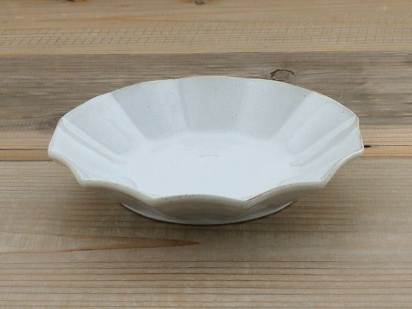 Rinka Handmade 5.7" Ceramic Plates Set of 2 - Milky White