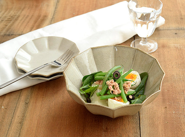 Rinka 7.8" Handmade Ceramic Salad Bowl - Beige