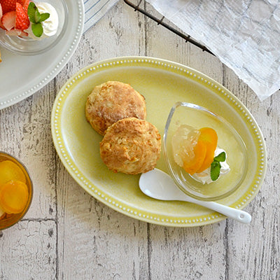 9.6" Dotted Oval Plates Set of 2 - Matte Yellow