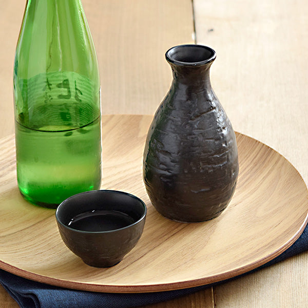 Black Sikkoku Sake Gift Set - Sake Bottle and 2 Sake Cups