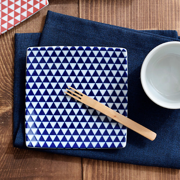 Yama 5.3" Blue and White Square Plates Set of 2 - Mountain