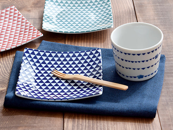 Yama 5.3" Blue and White Square Plates Set of 2 - Mountain