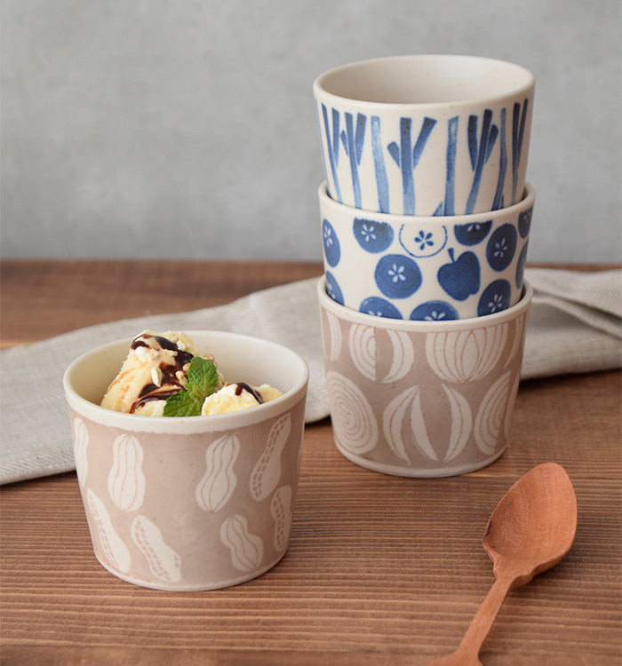 7.8 Ounce Vegetable Design Soba Choko Cups Set of 4 - Apple – Zen
