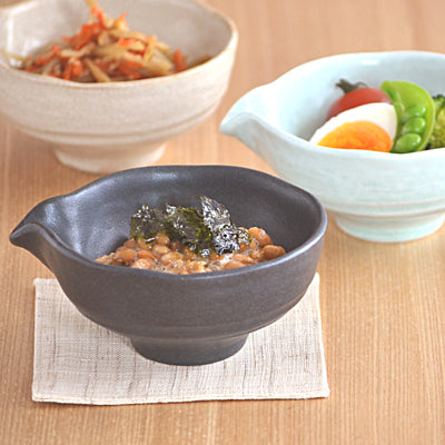 Small Kobachi Bowls With Spout Set of 3 - Assorted Colors