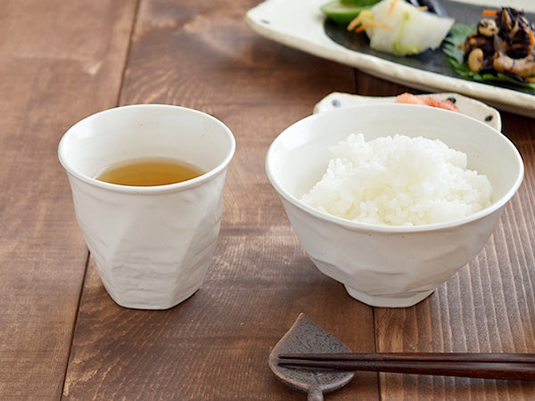 Twisted Japanese Teacups Yunomi Set of 4 - White