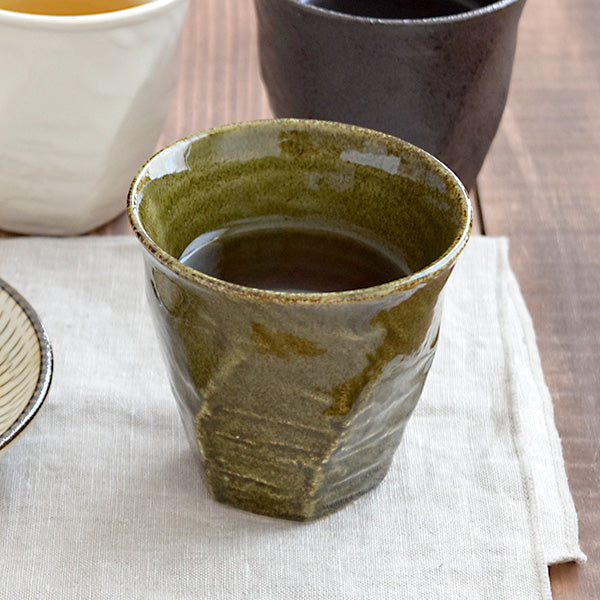 Twisted Japanese Teacups Yunomi Set of 4 - Dark Green/Oribe