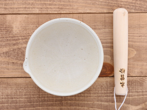 Ceramic Mortar & Pestle Set (Suribachi & Surikogi) with Spout 6.5 inches Handmade White Karatsu