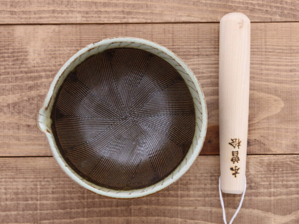 Handmade Ceramic Mortar & Pestle Set (Suribachi & Surikogi) with Spout 6.5 inches