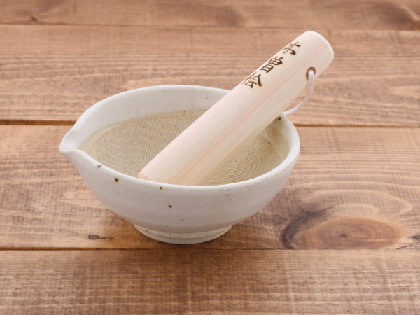 Handmade Mortar & Pestle Set (Suribachi & Surikogi) with Spout - White