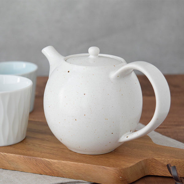 Round Ceramic Teapot (520 cc, 17.6 oz) - White Bizen