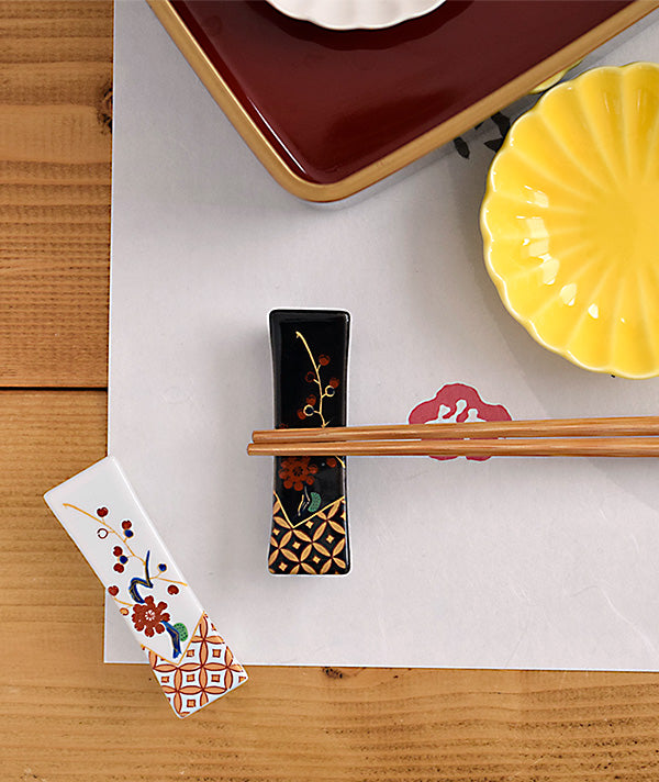 QNBHR Cherry Blossom Ceramic Chopsticks Holder Home Decoration Japanese