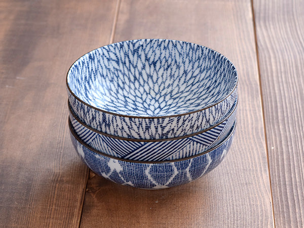 Nijimi Sometsuke 5.1" Blue Appetizer Bowls Set of 4 - Hishimon