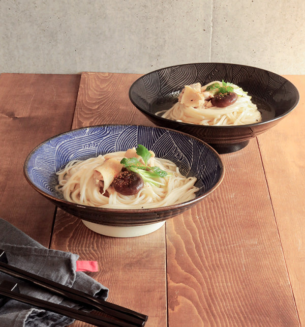 Kaiha Gindami Wide and Shallow Ocean Wave Noodle Bowls Set of 2 - Black