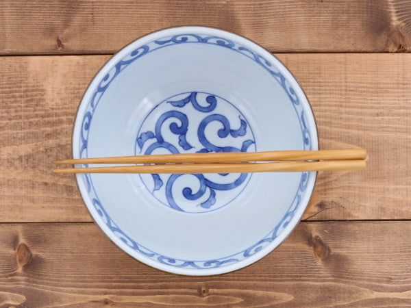 Some-Karakusa Udon Donburi Bowl with Chopsticks and Soup Spoons Set of 2