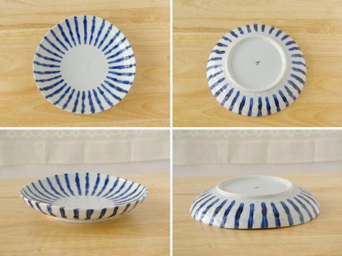 Dami-Tokusa Blue and White Triangular Bowl