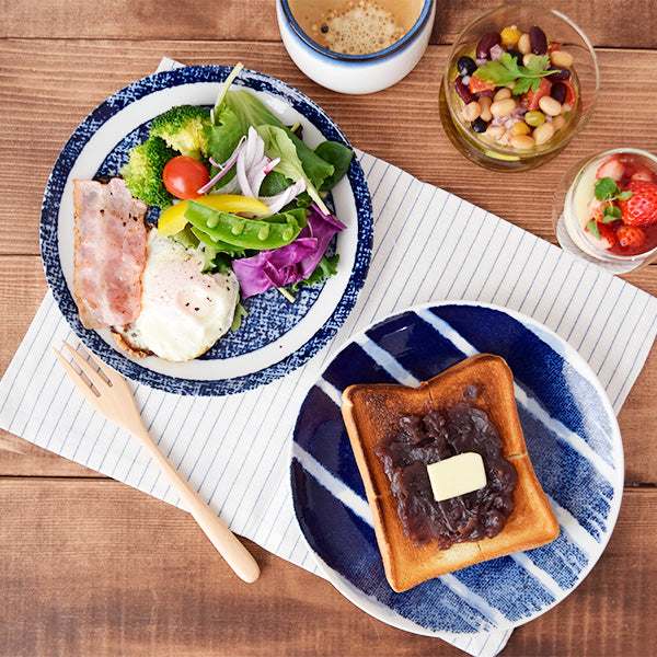 Torama 8.1" Aizen Salad Plates Set of 2 - Blue and White